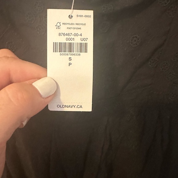 Old Navy Dresses - Picture 2 of 2